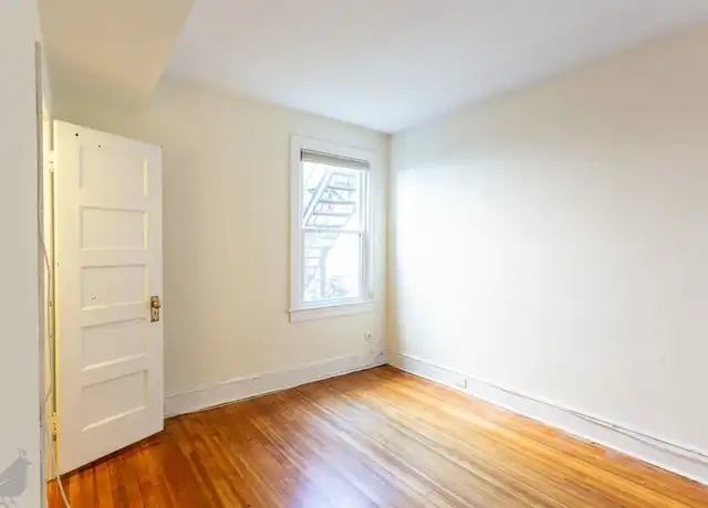 Property at 1333 22nd St NW Unit 1, Washington, DC, 20037, 1 bed, 1 bath, [object Object]