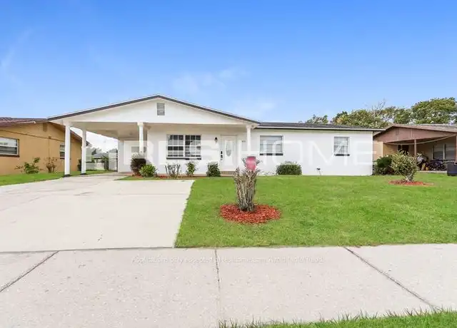 Property at 445 King St, Lake Wales, FL, 33853, 4 beds, 2 baths, [object Object]