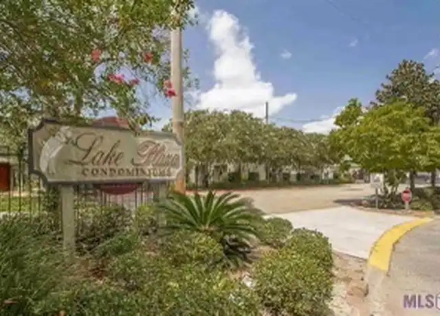 Property at 10286 W Winston Ave, Baton Rouge, LA, 70809, 2 beds, 1.5 baths, [object Object]