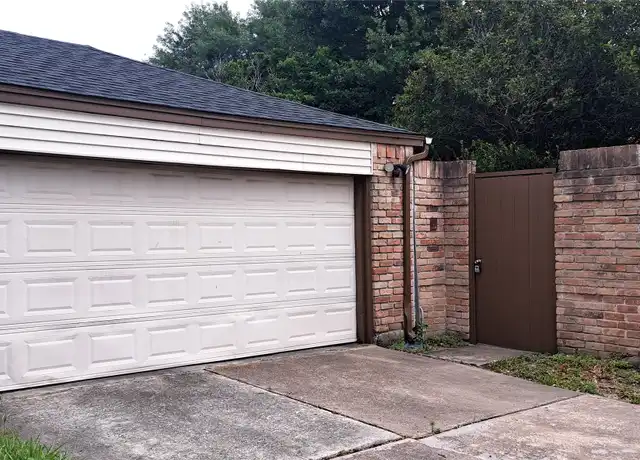 Property at 8322 Terrace Wind Dr, Houston, TX, 77040, 4 beds, 2 baths, [object Object]