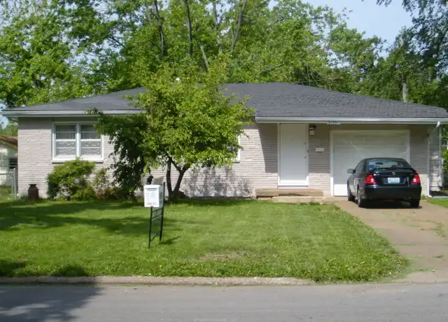 Property at 3155 S Ertis Ave, Springfield, MO, 65807, 3 beds, 2 baths, [object Object]