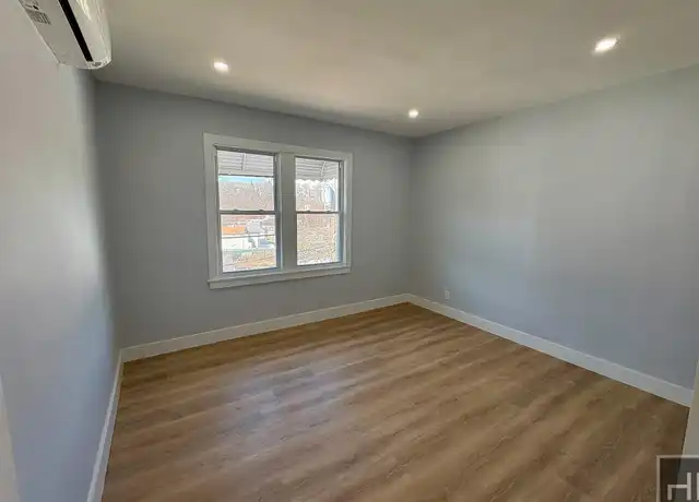 Property at 13 Monroe St Unit 2, Yonkers, NY, 10710, 3 beds, 1 bath, [object Object]