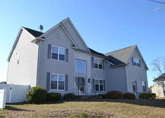 Property at 417 Glenn Ave, Egg Harbor Township, NJ, 08234, 5 beds, 2.5 baths, [object Object]