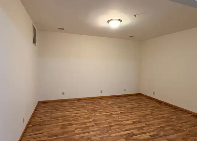 Property at 218 W Central Ave Unit 3BAPT 3B, El Dorado, KS, 67042, 2 beds, 1 bath, [object Object]
