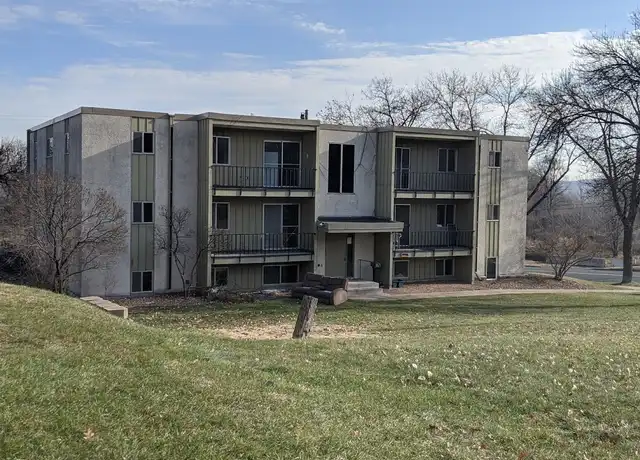 Property at 920 Summit Ave Unit 201, South St Paul, MN, 55075, 1 bed, 1 bath, [object Object]