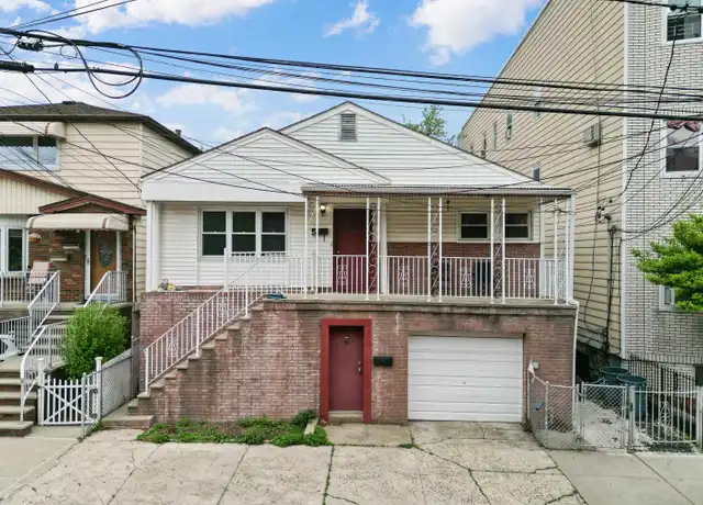 Property at 21 W 14th St Unit 1, Bayonne, NJ, 07002, 3 beds, 1 bath, [object Object]