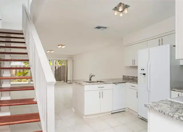 Property at 15389 S Dixie Hwy #25, Miami, FL, 33157, 2 beds, 1.5 baths, [object Object]