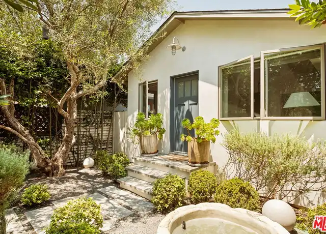 Property at 749 Navy St, Santa Monica, CA, 90405, 2 beds, 2 baths, [object Object]