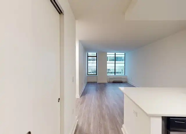 Property at 10 Hanover Sq Unit 01-02H, New York, NY, 10005, 1 bed, 1 bath, [object Object]