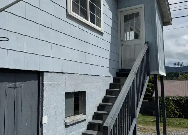 Property at 411 Highland Ave Unit 2, Johnson City, TN, 37604, 1 bed, 1 bath, [object Object]