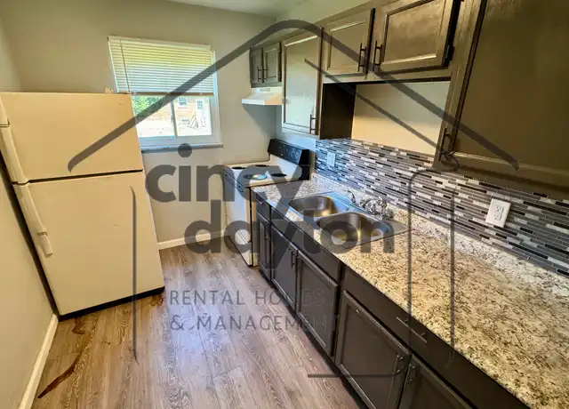 Property at 6118 Stover Ave Unit 3, Cincinnati, OH, 45237, 3 beds, 1.5 baths, [object Object]