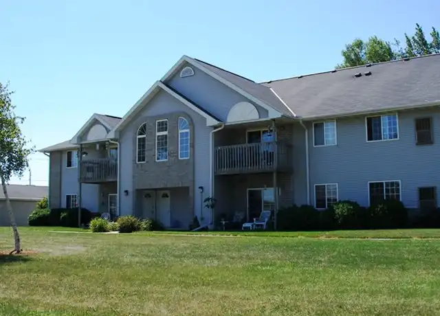 Property at 925 Owen St, Lake Mills, WI, 53551, 2 beds, 1 bath, [object Object]