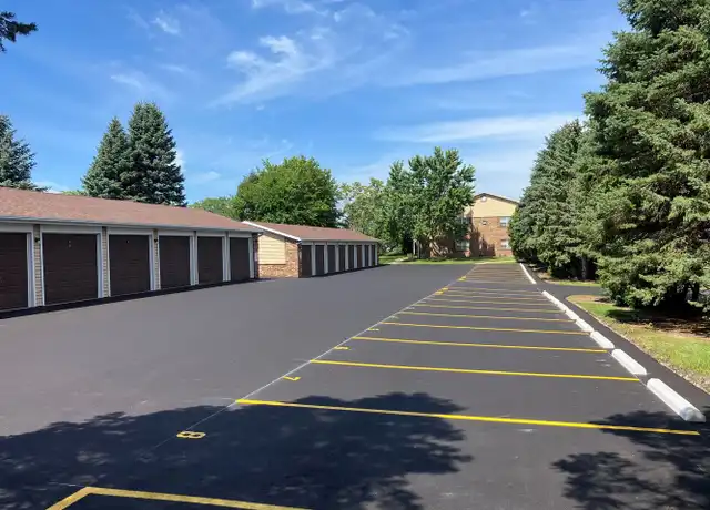 Property at 410 S River Rd Unit 410 101, West Bend, WI, 53095, 2 beds, 1 bath, [object Object]
