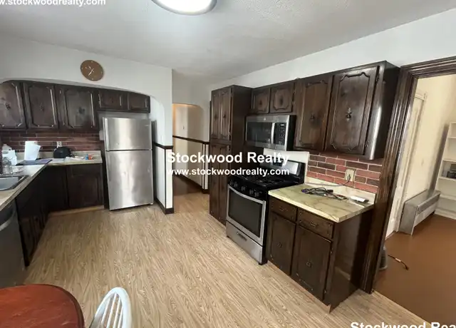Property at 32 Howell St Unit 2, Boston, MA, 02125, 3 beds, 1 bath, [object Object]