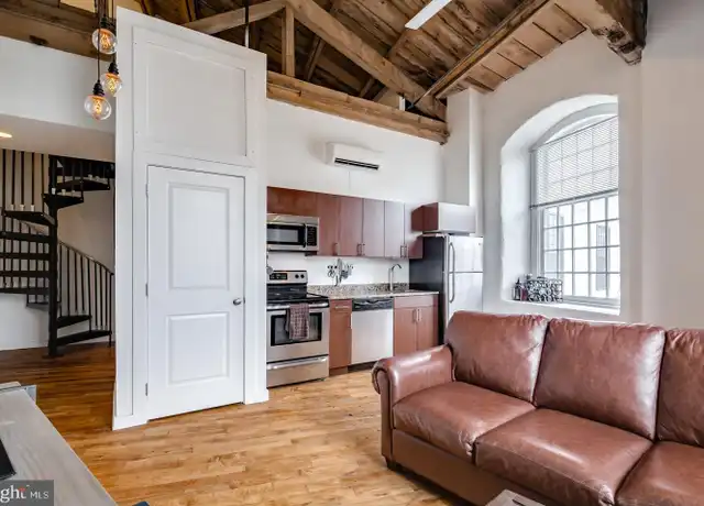 Property at 4 Leverington Ave #305, Philadelphia, PA, 19127, 1 bed, 1 bath, [object Object]