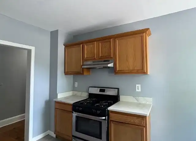 Property at 1024 Hancock Ave Unit 1st, Bridgeport, CT, 06605, 3 beds, 1 bath, [object Object]