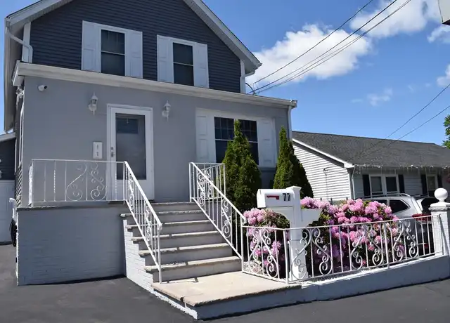 Property at 77 Oakwood Ave Unit 1, Revere, MA, 02151, 3 beds, 2 baths, [object Object]