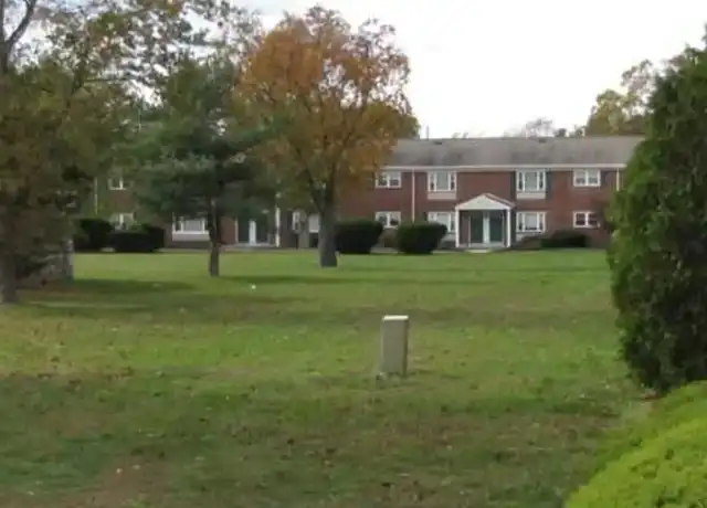 Property at Walnut Bay Apartments - 83 Walnut St, Toms River, NJ, 08753, 2 beds, 1 bath, [object Object]