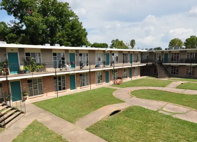 Property at 8445 Winkler Dr Unit 11, Houston, TX, 77017, 1 bed, 1 bath, [object Object]