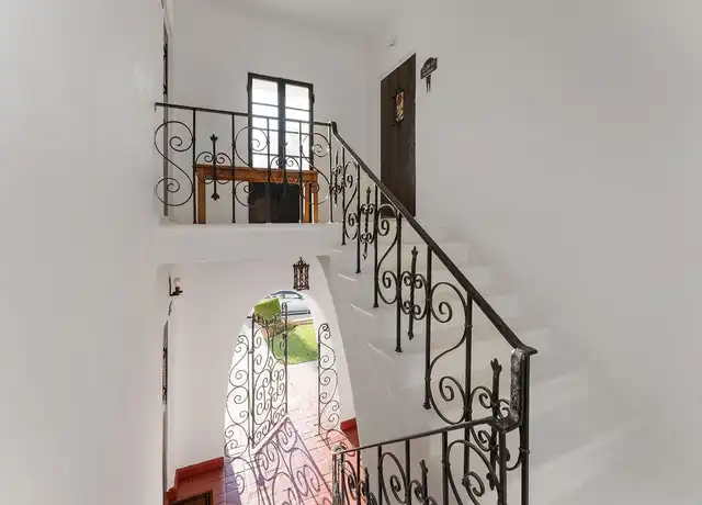 Property at 12109 Hoffman St Unit 121095, Studio City, CA, 91604, 2 beds, 1 bath, [object Object]