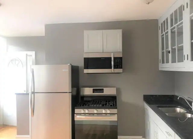 Property at 4307 W 63rd St Unit 2F, Chicago, IL, 60629, 1 bed, 1 bath, [object Object]
