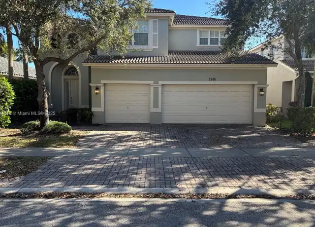 Property at 3946 W Whitewater Ave, Weston, FL, 33332, 5 beds, 4 baths, [object Object]