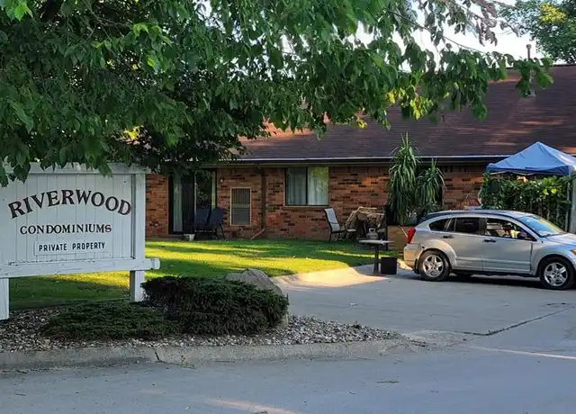 Property at 23042 Harrington St, Clinton Twp, MI, 48036, 2 beds, 1 bath, [object Object]