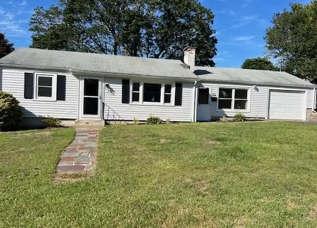 Property at 121 Riverview Ave, Groton, CT, 06340, 2 beds, 1 bath, [object Object]