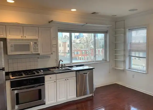 Property at 918 S 22nd St Apt 3, Philadelphia, PA, 19146, 2 beds, 1 bath, [object Object]