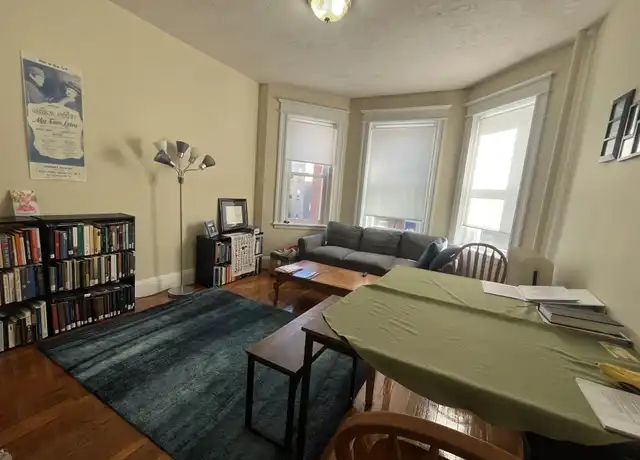 Property at 60 Woodstock Ave Unit 3, Brighton, MA, 02135, 1 bed, 1 bath, [object Object]