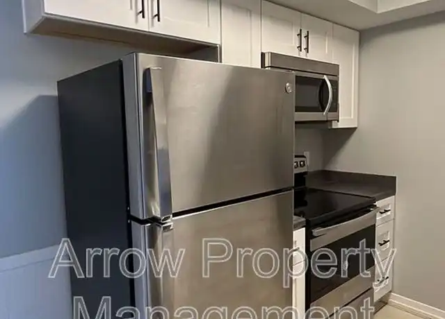 Property at 3405 Holdrege St Unit 104, Lincoln, NE, 68503, 2 beds, 1 bath, [object Object]