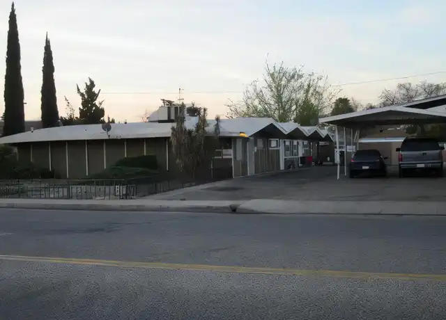 Property at 1713 Belle Ter Unit 1, Bakersfield, CA, 93304, 2 beds, 1.5 baths, [object Object]