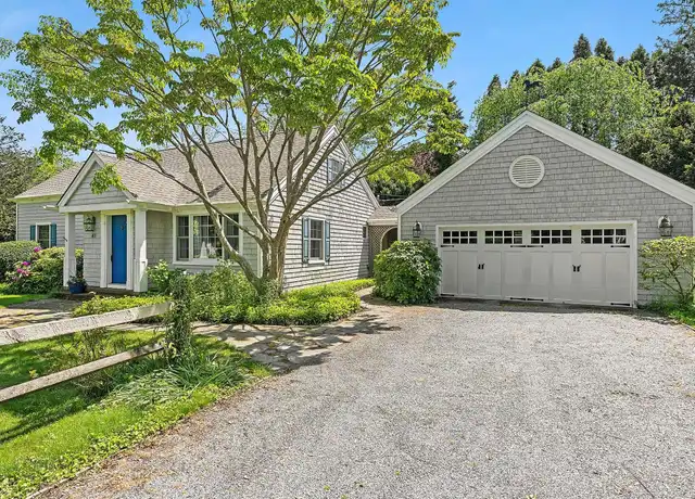 Property at 41 Dayton Ln, East Hampton, NY, 11937, 3 beds, 2 baths, [object Object]