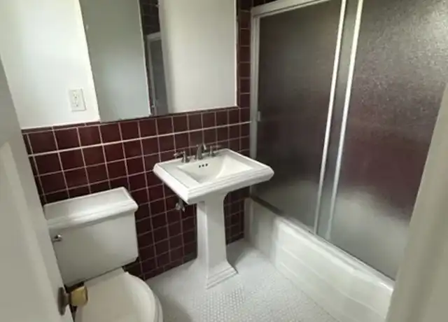 Property at 1423 Cloverfield Blvd Unit A, Santa Monica, CA, 90404, 1 bed, 1 bath, [object Object]