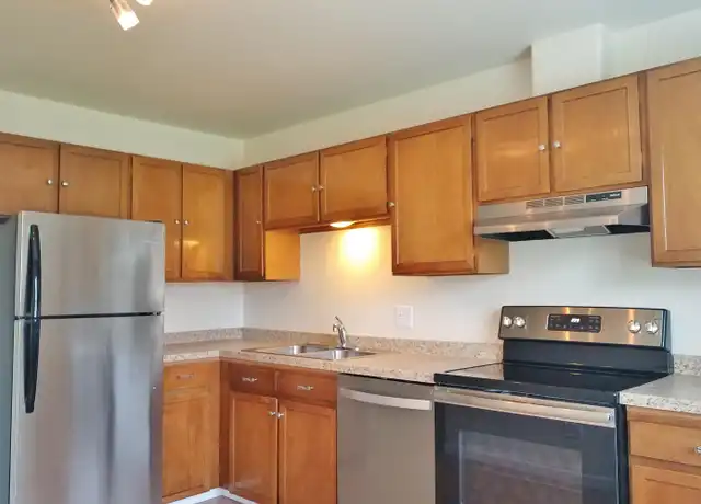 Property at 4472 E Bails Pl, Denver, CO, 80222, 3 beds, 1 bath, [object Object]