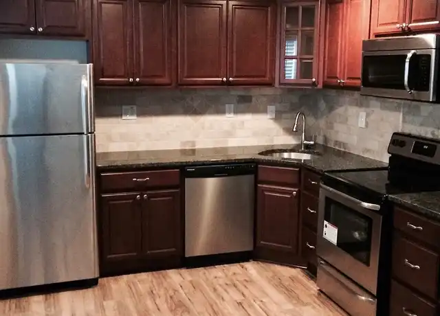 Property at Pembroke Apartments - 125 Montgomery Ave, Bala Cynwyd, PA, 19004, 2 beds, 2 baths, [object Object]