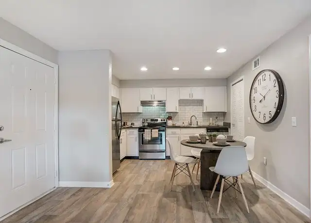 Photo of 1757 S Clyde Morris Blvd, Daytona Beach, FL 32119