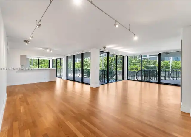 Property at 2843 S Bayshore Dr Unit 3F, Miami, FL, 33133, 3 beds, 3 baths, [object Object]