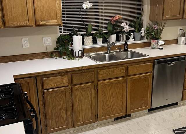 Photo of 27454 226th Ave SE, Maple Valley, WA 98038