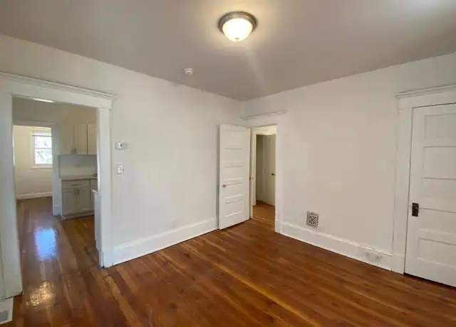 Property at 155 Read St Unit 2, New Haven, CT, 06511, 2 beds, 1 bath, [object Object]