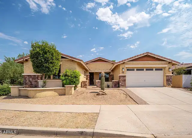 Property at 1748 W Aloe Vera Dr, Phoenix, AZ, 85085, 4 beds, 2.5 baths, [object Object]