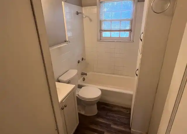 Property at 1017 University Ave Unit (5040), Lubbock, TX, 79401, 1 bed, 1 bath, [object Object]