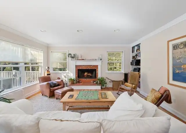Property at 24 Clamshell Ave, East Hampton, NY, 11937, 3 beds, 2 baths, [object Object]