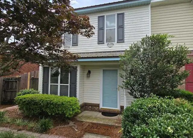 Property at 40 W Chadwick Cir, Dothan, AL, 36305, 2 beds, 2 baths, [object Object]