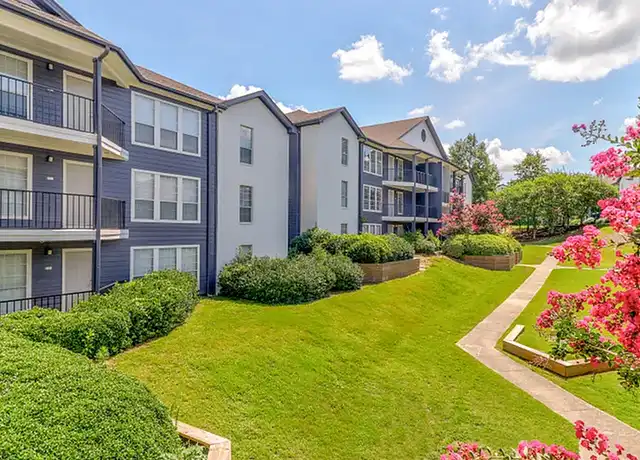 Property at Evergreen Auburn - 1131 S College St, Auburn, AL, 36832, 2-4 beds, 1-2 bath, [object Object]