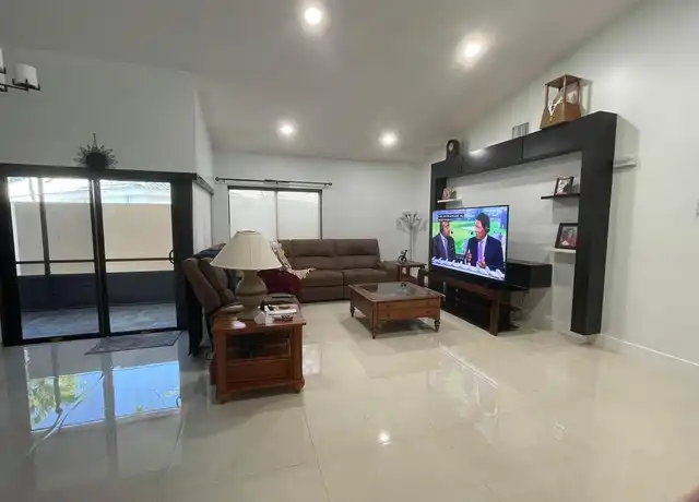 Property at 5811 Brighton Ln, Davie, FL, 33331, 3 beds, 2 baths, [object Object]