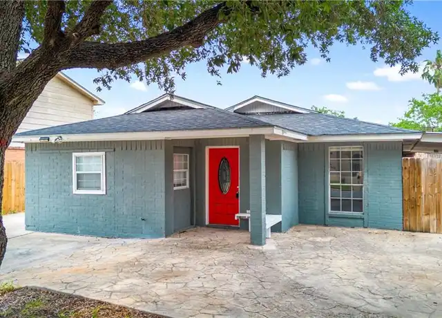 Property at 2721 N 26th St, McAllen, TX, 78501, 4 beds, 2 baths, [object Object]