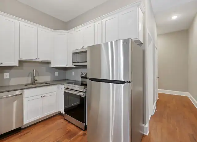 Property at 300 W Fayette St, Baltimore, MD, 21201, 2 beds, 1-3 bath, [object Object]