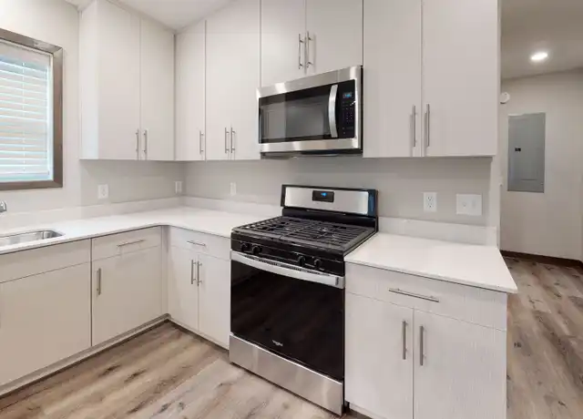 Property at 1048 23rd Ave SE Unit 2, Minneapolis, MN, 55414, 6 beds, 2 baths, [object Object]