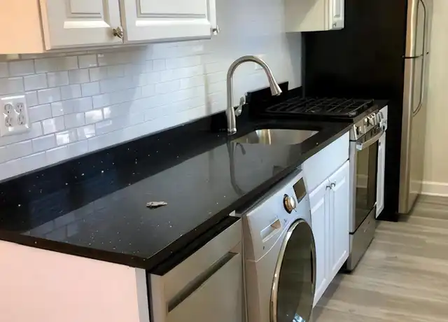 Property at 919 W Waveland Ave, Chicago, IL, 60613, 1 bed, 1 bath, [object Object]